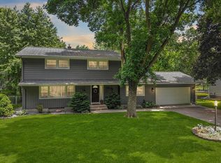 3418 Milton St N, Shoreview, MN 55126