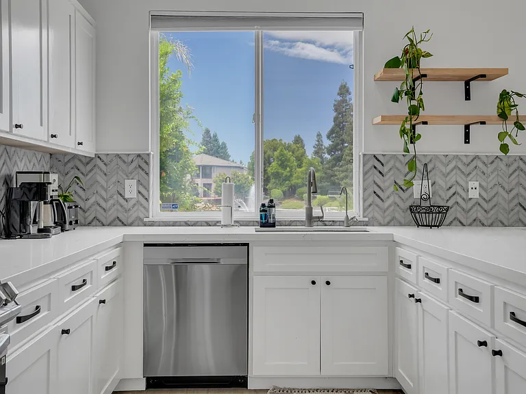 3437 Mesa Verde Cir — Photo 13
