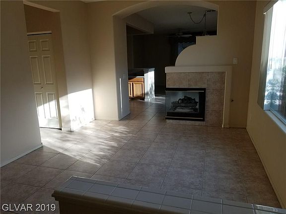 2nd image of 11112 Harvest Hill Ln