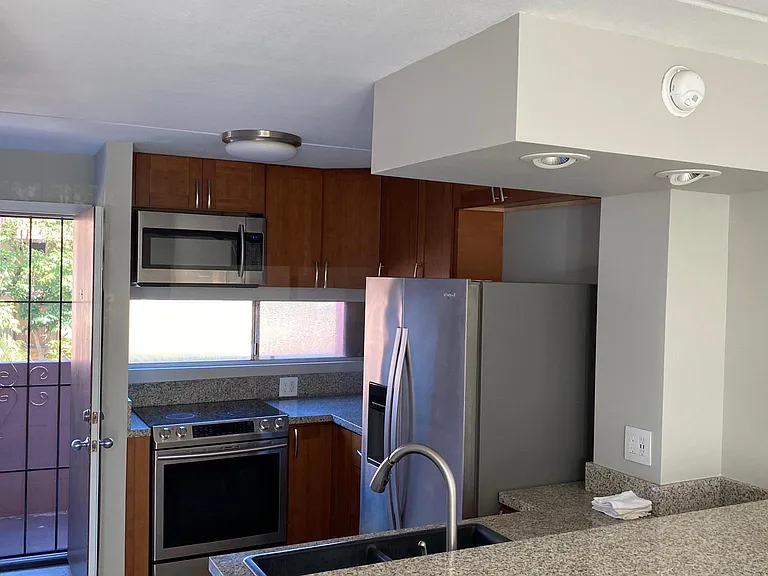 3676 Lower Honoapiilani Rd #G305 — Photo 8