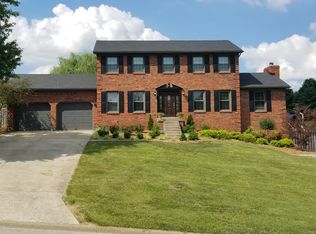 4536 Shady View Dr, Floyds Knobs, IN 47119