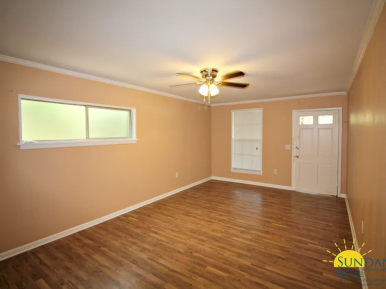 118 Monahan Dr #B — Photo 8
