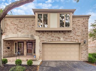 4610 Sandringham Dr #B, Columbus, OH 43220
