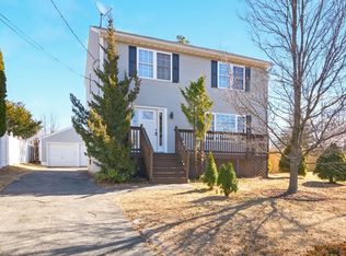 59 Pine Grove St, Springfield, MA 01119
