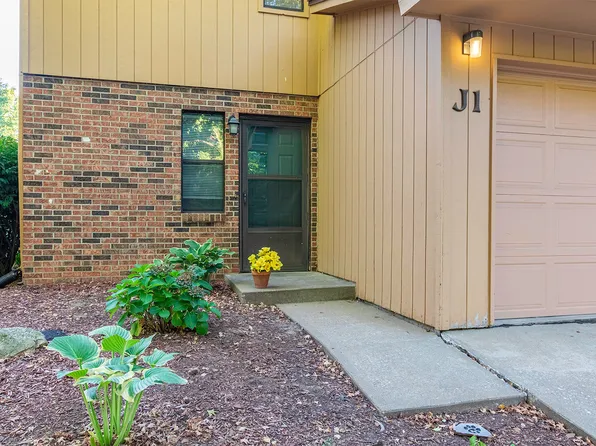 2801 W Broadway Unit J-1, Columbia, MO 65203