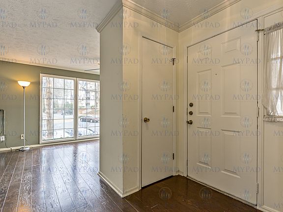 2nd image of 405 Countryside Pl #1