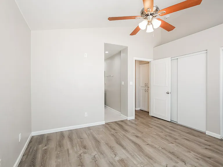 6040 Hidden Rock Dr — Photo 9