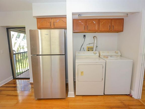 5th image of 1723 Lake Cypress Dr #2105