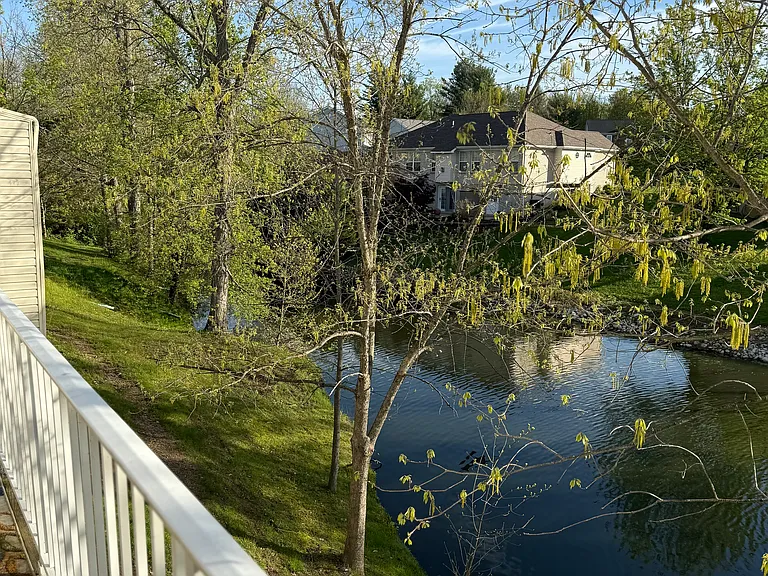 8560 Wiltshire Way — Photo 45