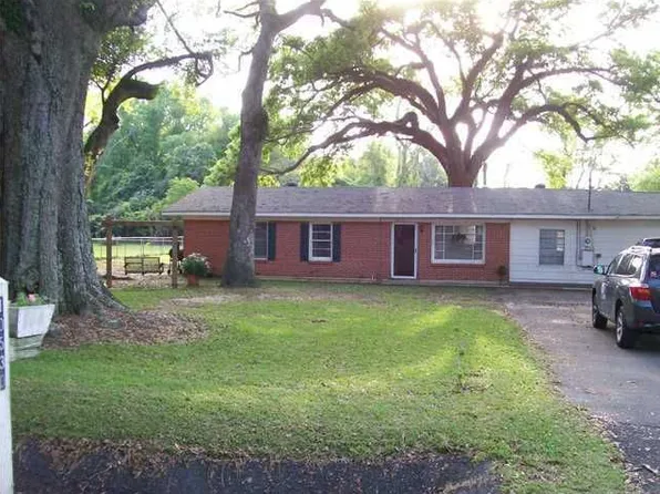 10530 Oak Ave, Grand Bay, AL 36541