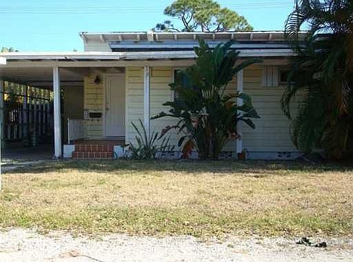 New paint/roof since pic