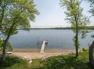 29265 Morningside Ct, Lindstrom, MN 55045