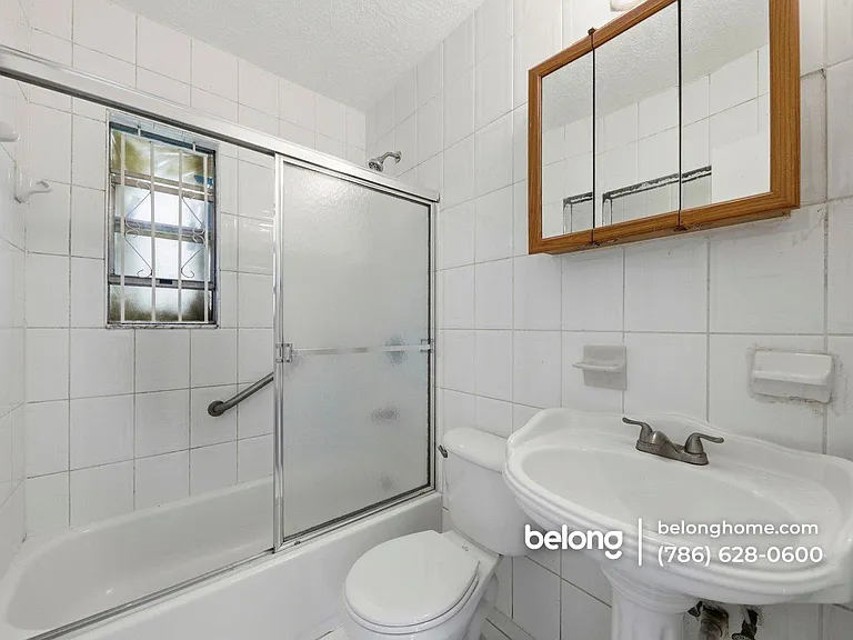 12520 NW 22nd Ct — Photo 9