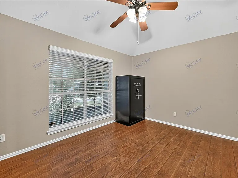 9068 Weller Ln — Photo 11