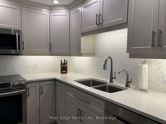 2nd image of 125 William St N #208