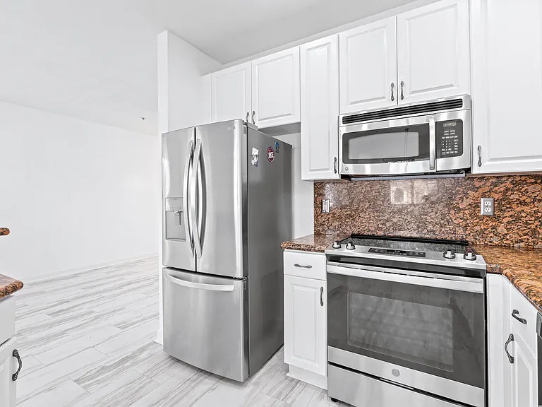 1200 Coastal Bay Blvd — Photo 2