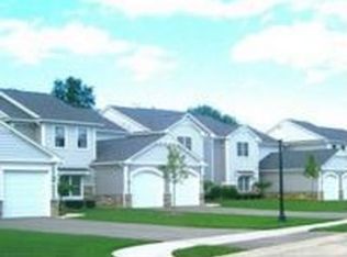 2151 Carriage Hill Cir, Lapeer, MI
