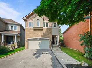 5519 Windy Hill Ct, Mississauga, ON L4Z 3W4