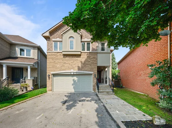 5519 Windy Hill Ct, Mississauga, ON L4Z 3W4
