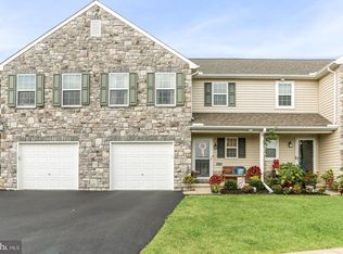 585 Brookwood Dr, Palmyra, PA 17078