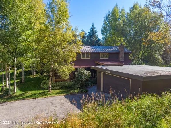 3205 W Teal Rd, Jackson, WY 83001