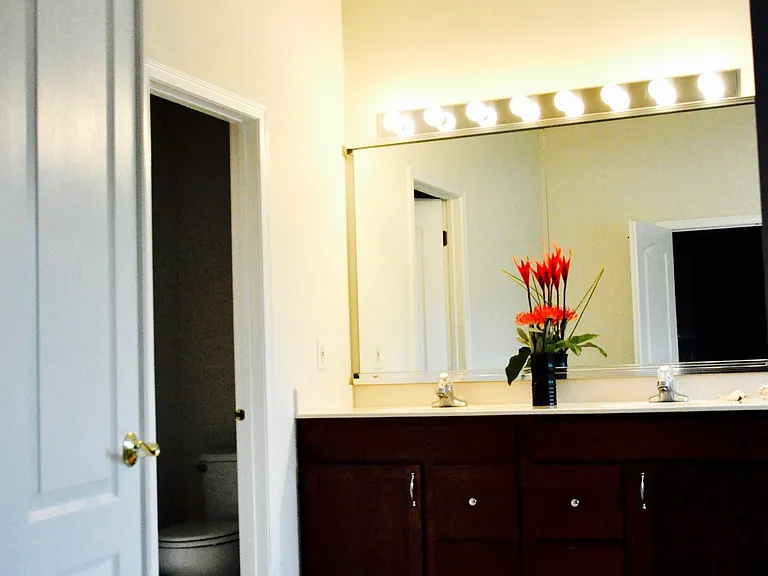 215 Roosevelt Dr — Photo 10