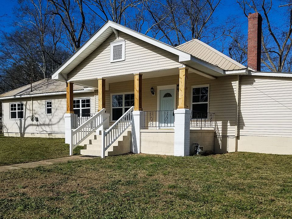 1st image of 301 Bingham St SE