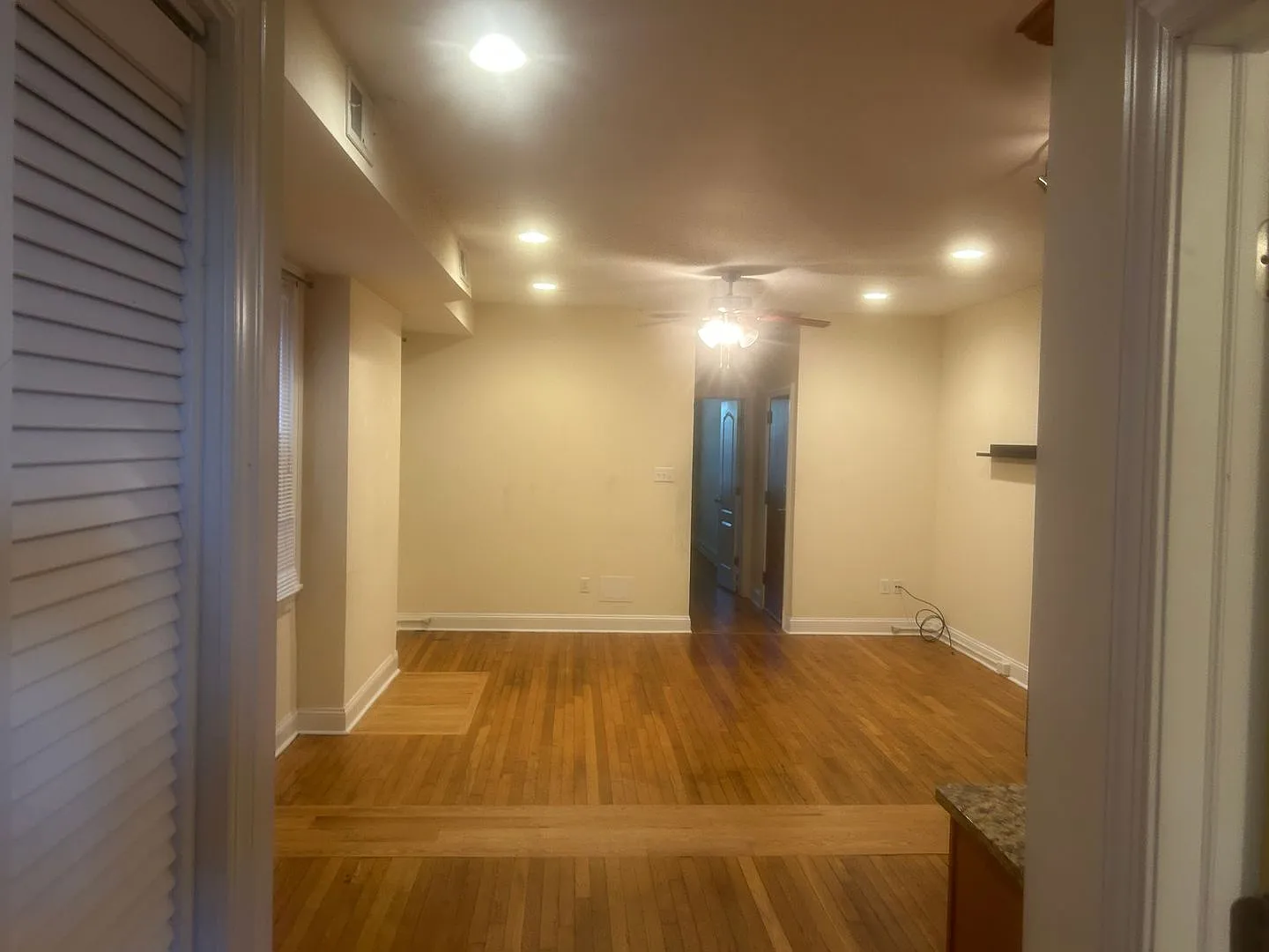 2409 Floyd Avenue — Photo 3