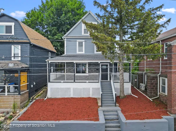 142 Regent St, Wilkes Barre, PA 18702