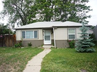 1101 Moline St, Aurora, CO 80010