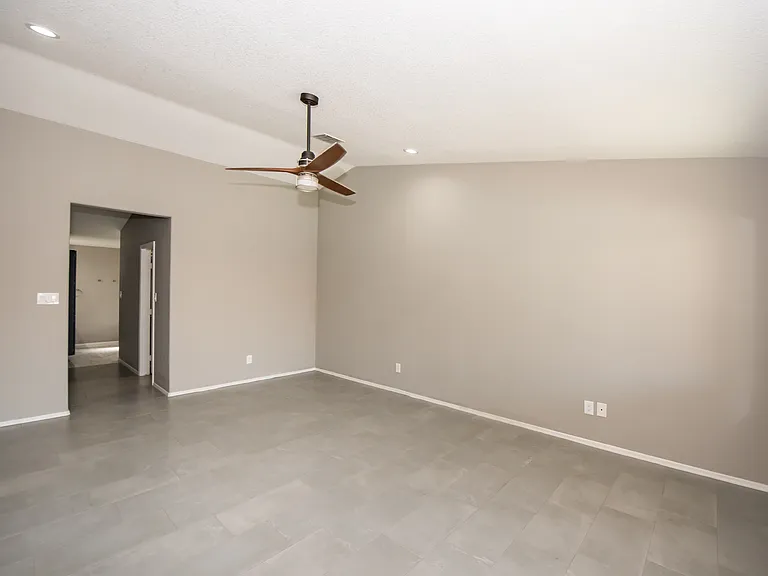 8215 Forget Me Not St — Photo 19