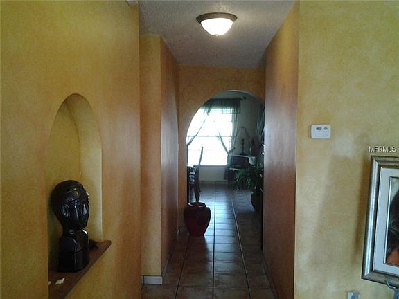 4th image of 2703 Parsley Dr