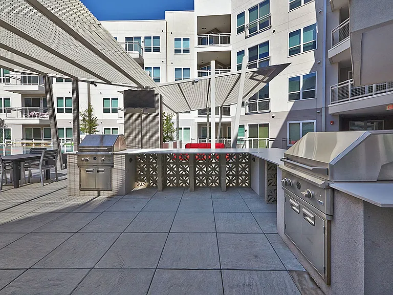 Outdoor Kitchen and BBQs
