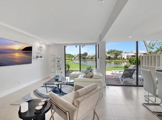 601 Bridgewood Dr, Boca Raton, FL 33434