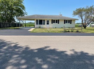 5546 Denois St, Columbus, IN 47201