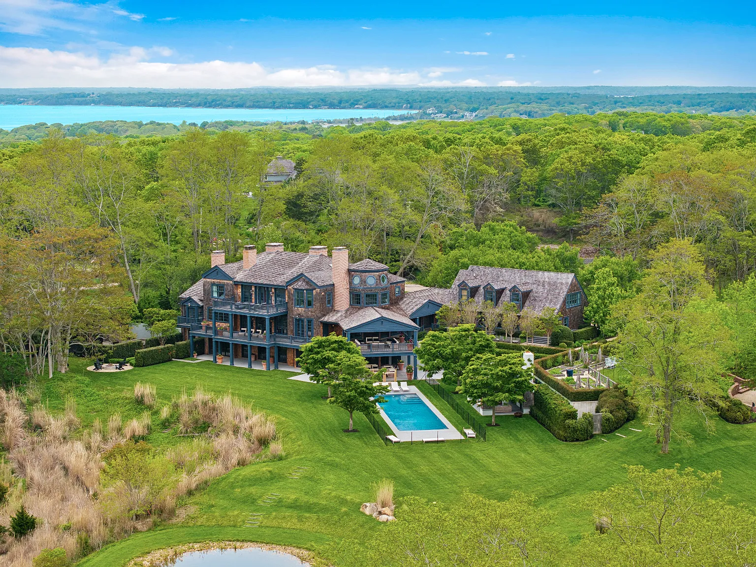 Luxury Rental Sanctuary in Sag Harbor with Tennis & Padel Court — Photo 2