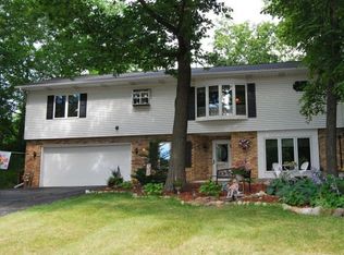 231 Maple Ct, Slinger, WI 53086