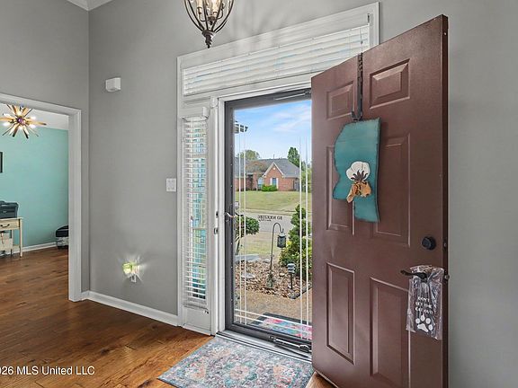 3rd image of 7741 Meadow Ridge Ln