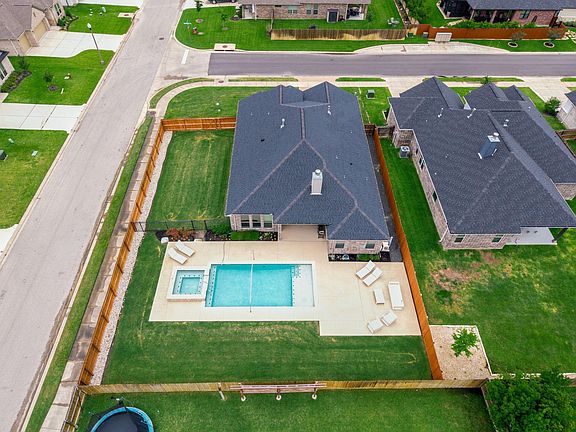 3rd image of 3353 Stonington Way
