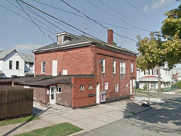 2nd image of 1061-63 E 26th St