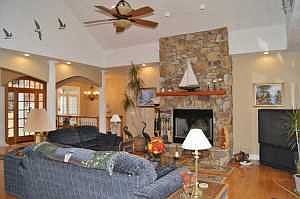 5th image of 1135 Oakshire Ln