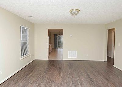 3rd image of 2320 Lonan Ct