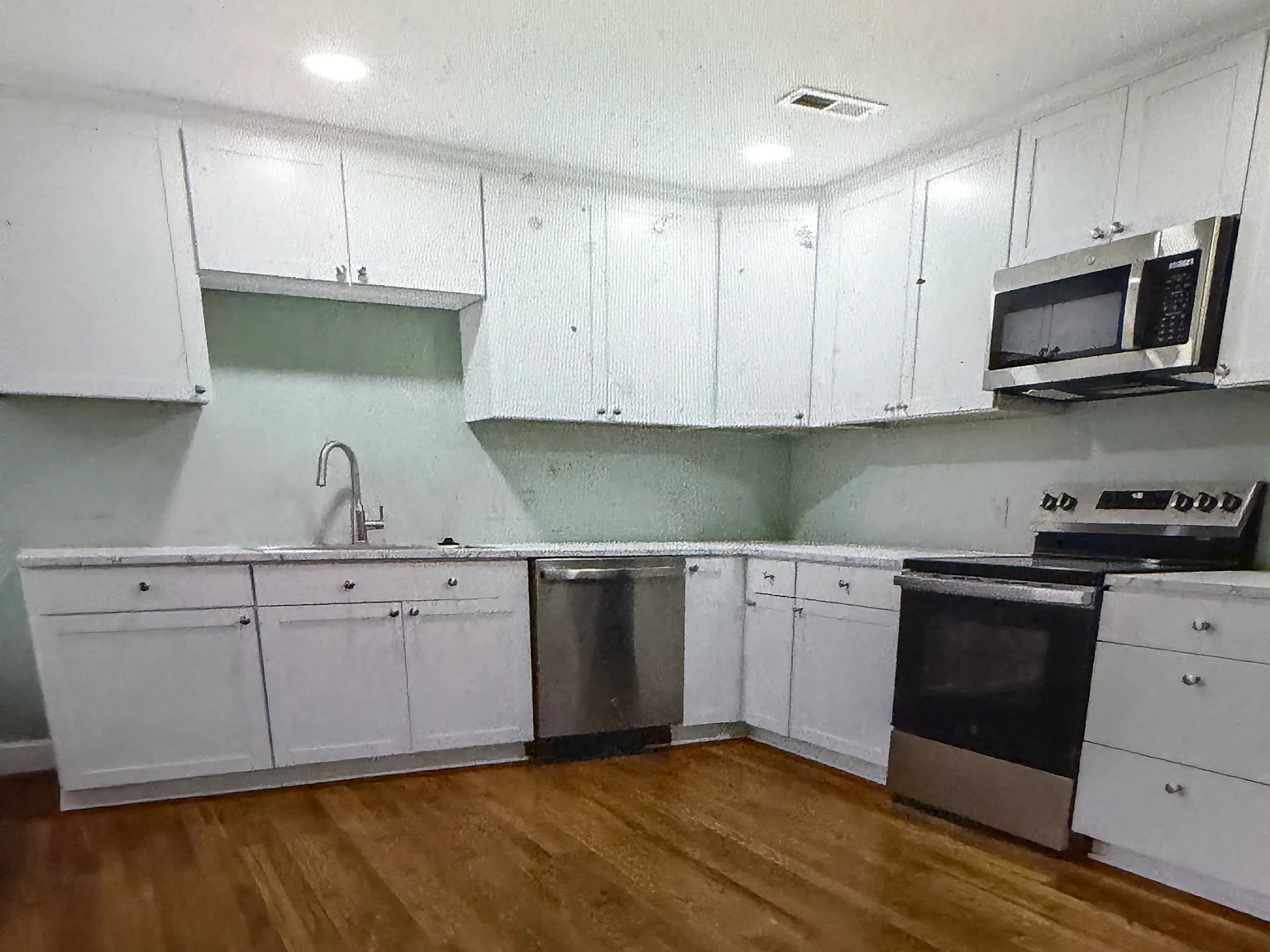 179 Dunbar St — Photo 3