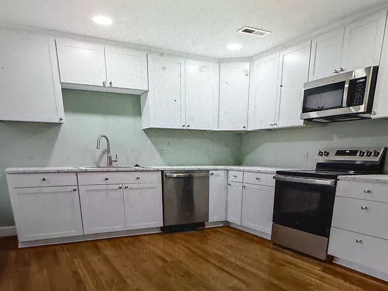 179 E Dunbar St #C — Photo 3