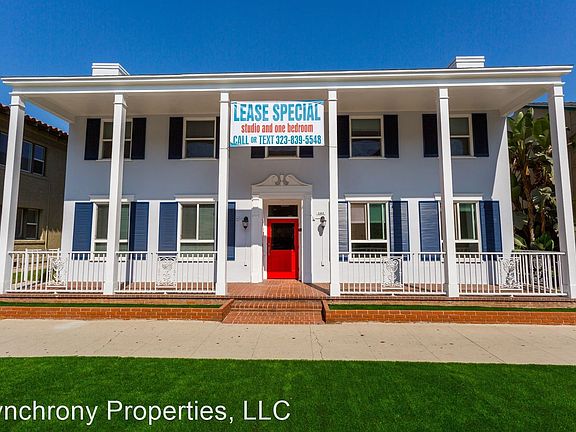 2nd image of 1401 E Ocean Blvd #18