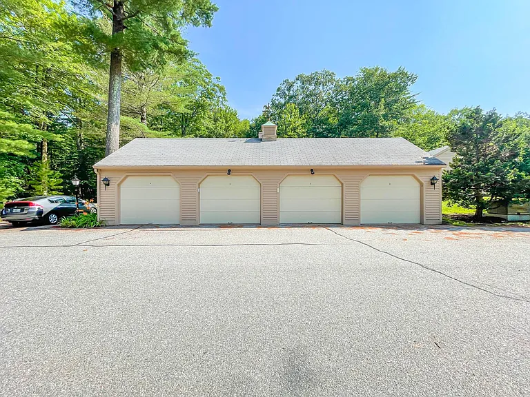 5 Dresden Ct — Photo 70