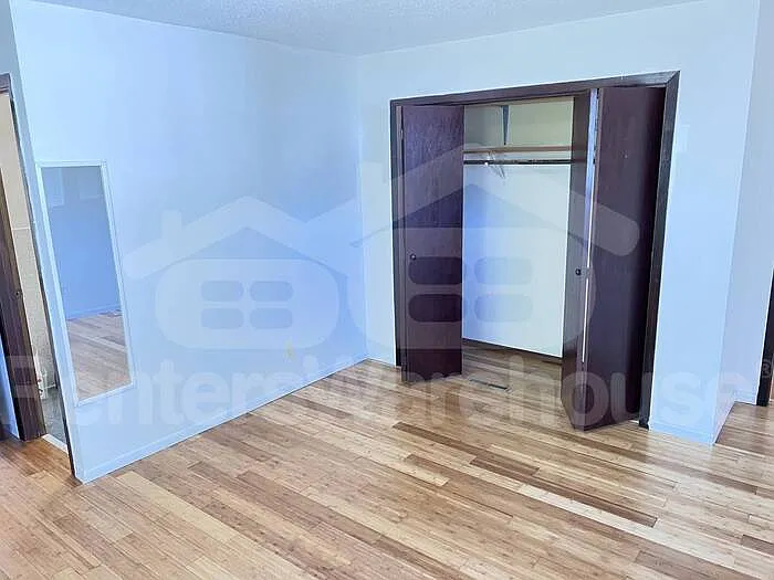 2921 Sumter Ave S — Photo 5