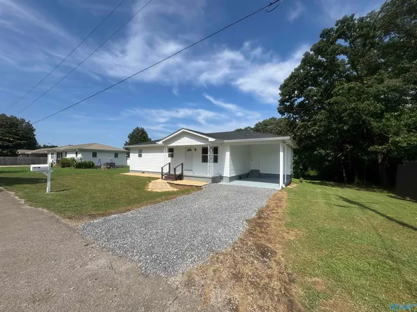 950 Cottontown Hl, Leighton, AL 35646