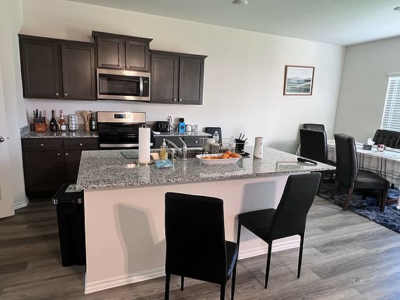 New Kitchen with Dry Bar. All appliances included.