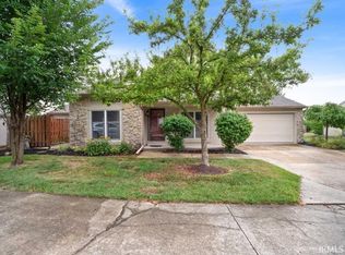 6251 Sawmill Woods Dr, Fort Wayne, IN 46835